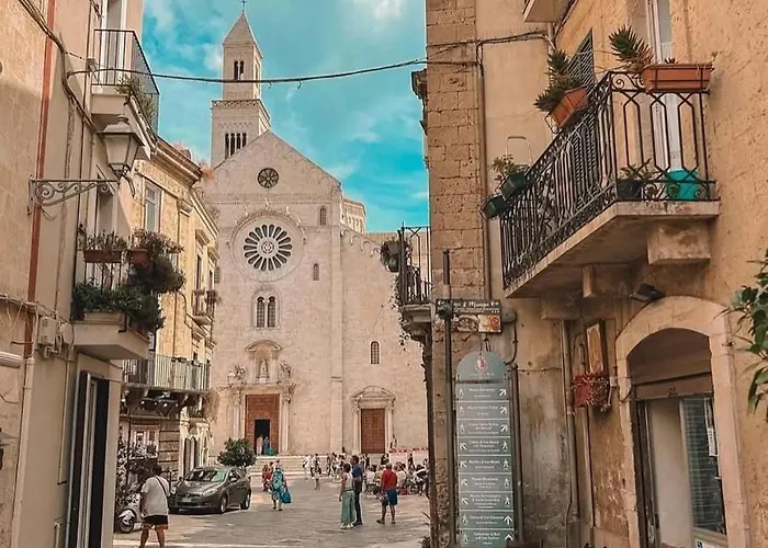 D'amar House * バーリ